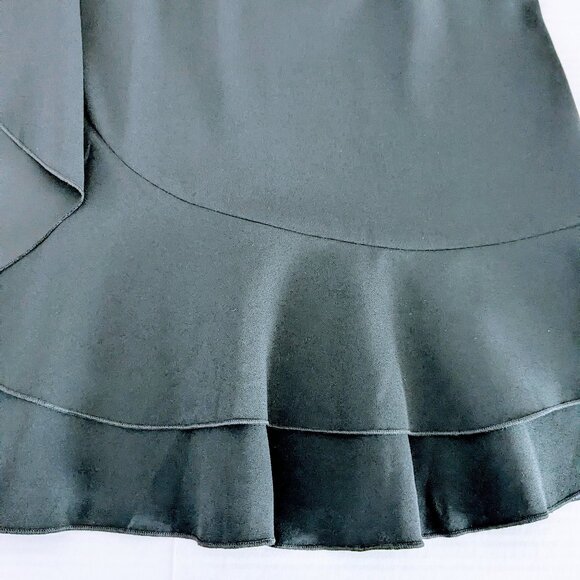 ANN TAYLOR Women's Sleeveless Ruffle Accent Blouse Top  Size S  Black  NWT - Picture 5 of 10